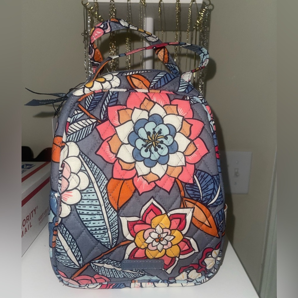Vera Bradley lunch bag